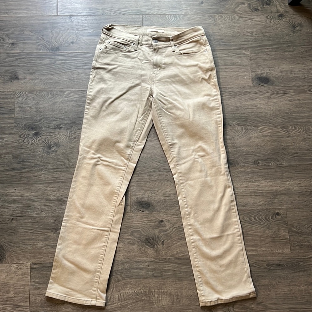 Levi’s 714 straight jeans